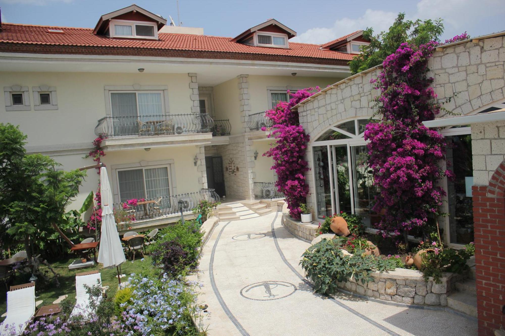 Dolina Hotel Çeşme Exteriör bild