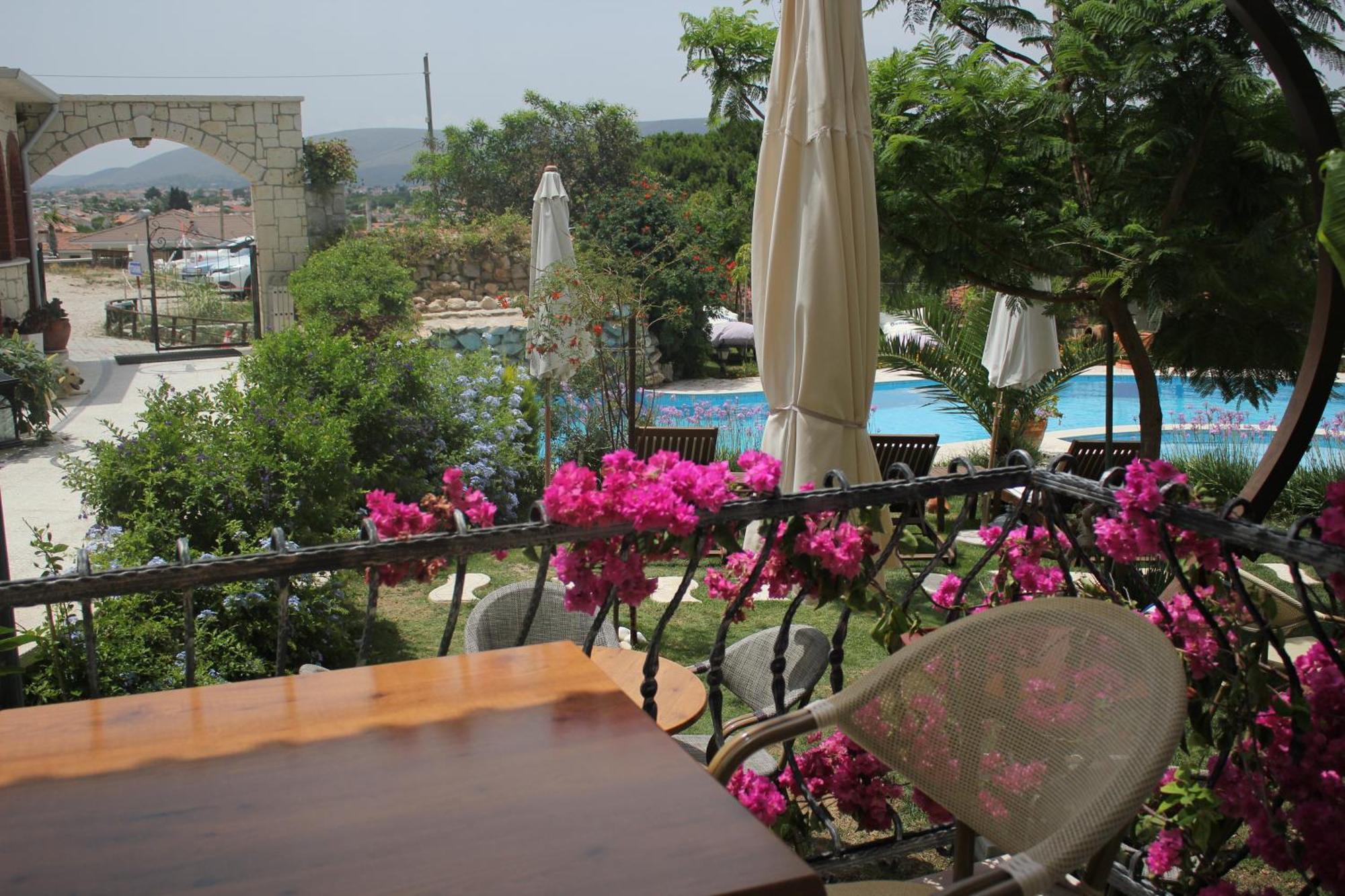 Dolina Hotel Çeşme Exteriör bild
