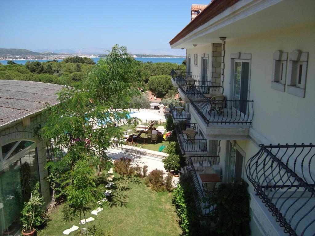 Dolina Hotel Çeşme Exteriör bild